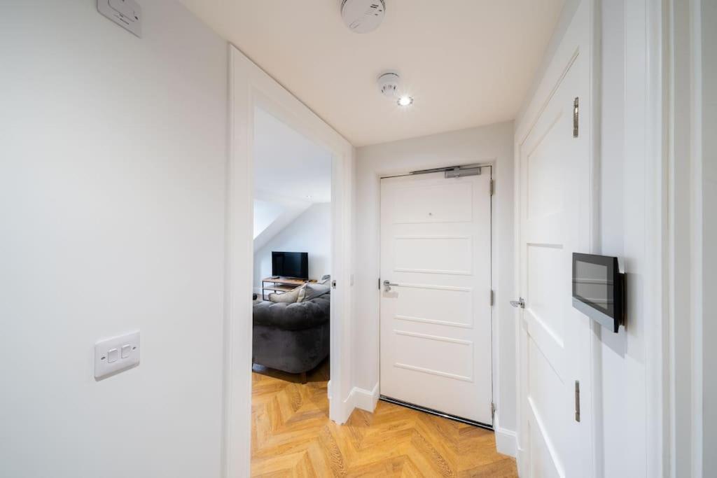 The Crescent, Aberdeen City Centre Apartment Exterior photo